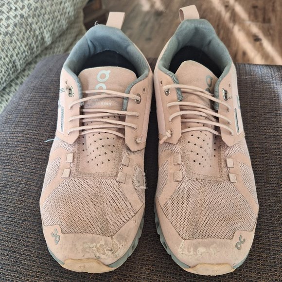 On Running Shoes - Womens On Clouds